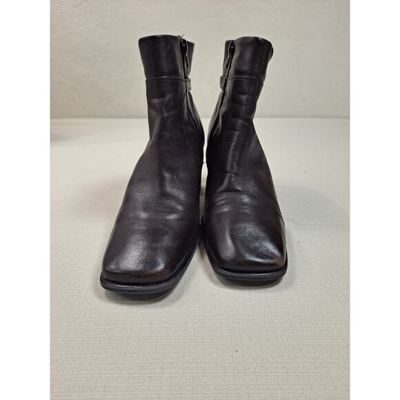 Liz Claiborne Halton Women's 7.5M Ankle Boots Brown Leather Side Zipper - Picture 3 of 8